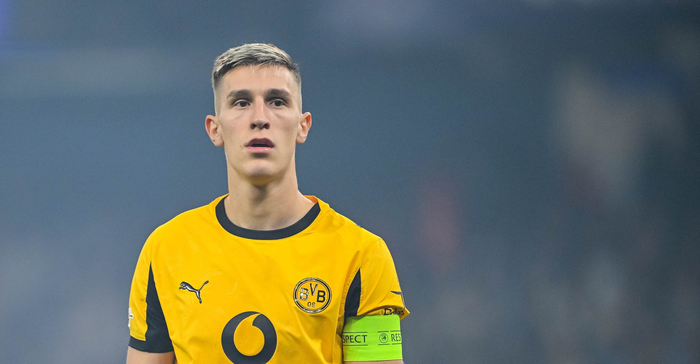 曼联今夏出售多将套现超1.4亿英镑应对欧冠挑战