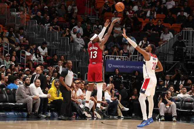 阿德巴约单场83分创历史纪录 热火双杀奇才豪取